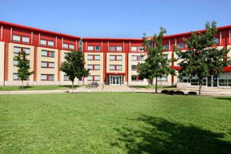 Residence & Conference Centre - Оуквил Екстериор снимка