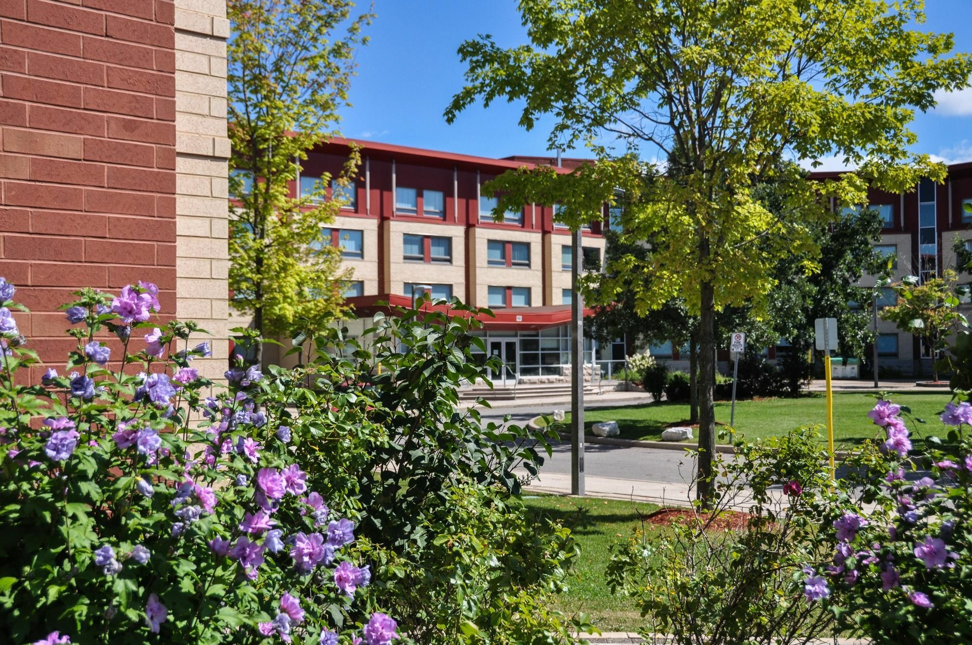 Residence & Conference Centre - Оуквил Екстериор снимка
